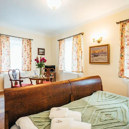 Sv. Hubertus Guest house 3*