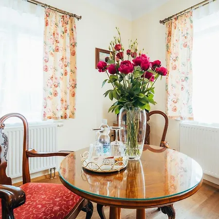 萨尔瓦多兀贝茨酒店 3*