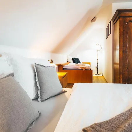 招待所 萨尔瓦多兀贝茨酒店 Český Krumlov